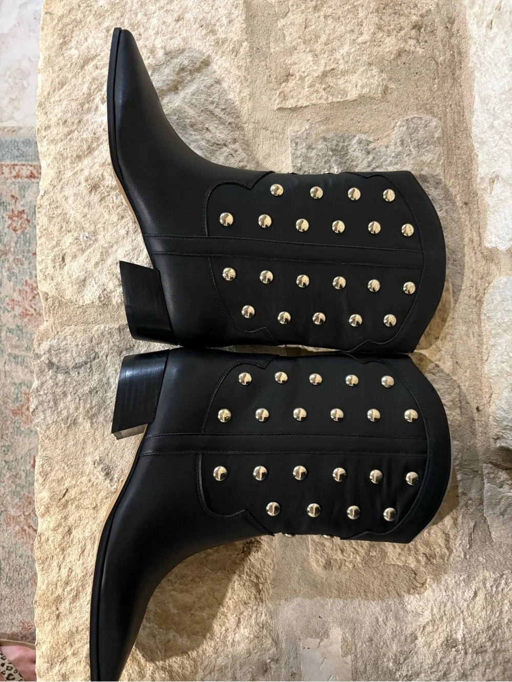 Vince Camuto Prilie Western Boot in Black Leather Size 8.5